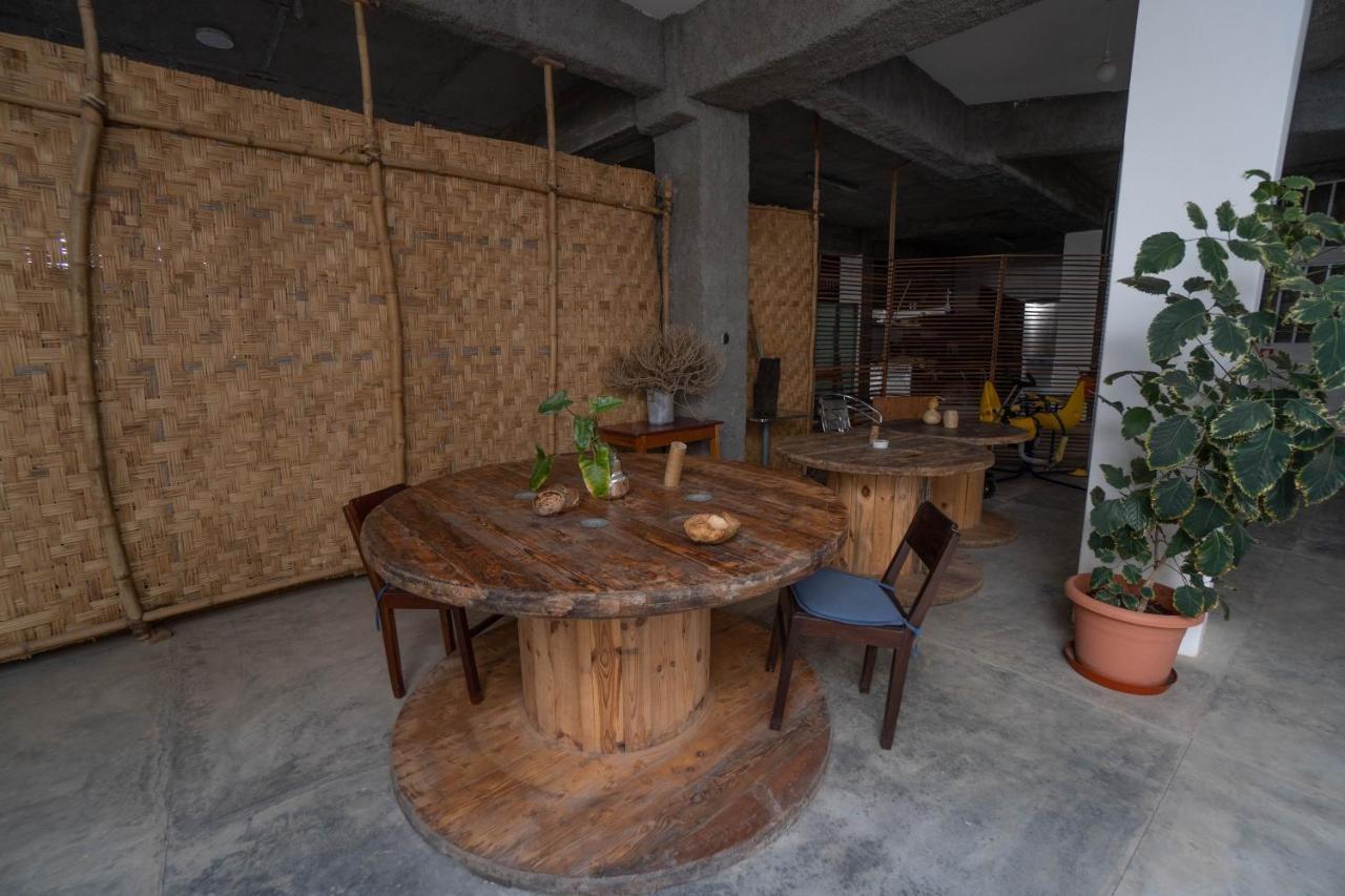 Residencial Che Guevara Bed & Breakfast Mindelo Ngoại thất bức ảnh