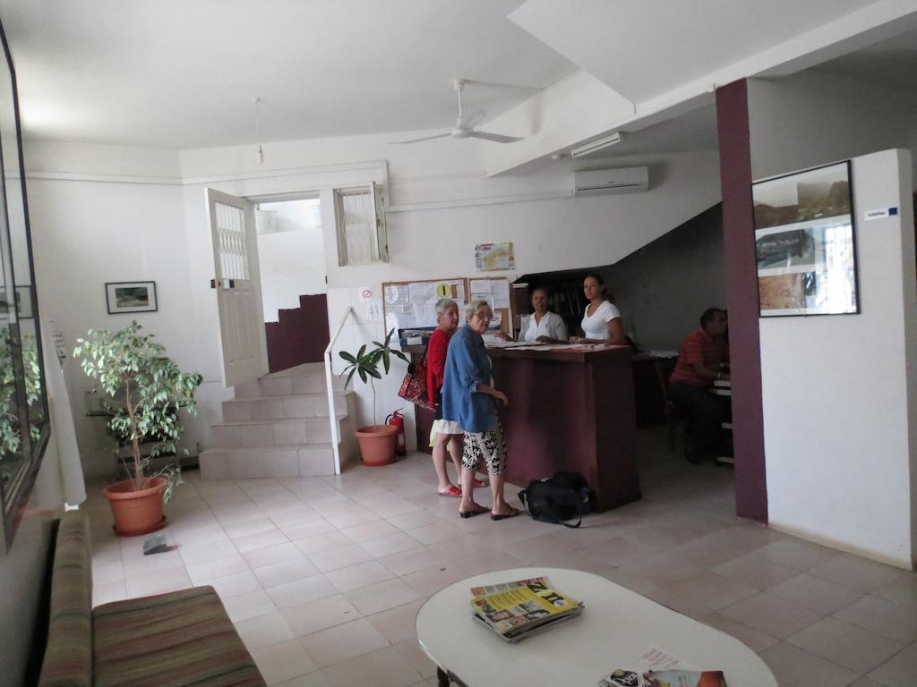 Residencial Che Guevara Bed & Breakfast Mindelo Ngoại thất bức ảnh