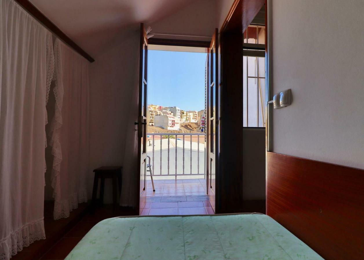 Residencial Che Guevara Bed & Breakfast Mindelo Ngoại thất bức ảnh